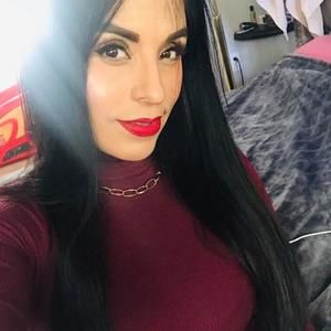 Meet your Posher, Vicky